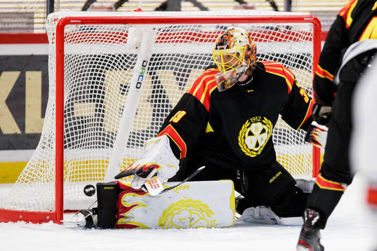Brynäs målvakt Anders Lindbäck släpper in 2-3