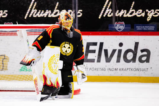 Brynäs målvakt Anders Lindbäck deppar