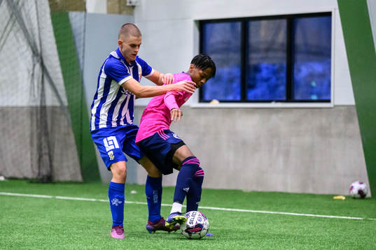 IFK Göteborgs Erik Nilsson och FC Köpenhamns Tristan Fynbo