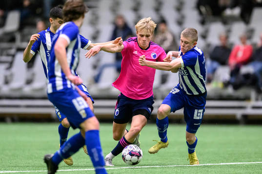 FC Köpenhamns Victor Froholdt och IFK Göteborgs Rasmus