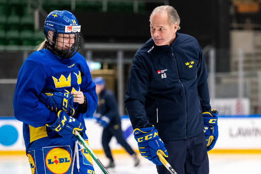 Thea Johansson and assistant coach Andreas Spångberg of