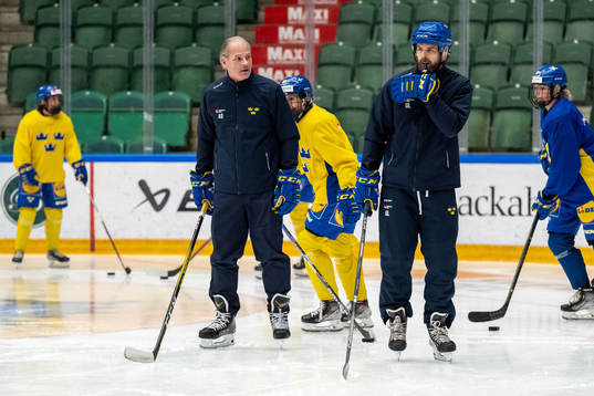 Assistant coach Andreas Spångberg and head coach Ulf