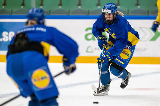 Thea Johansson of Sweden at a training session