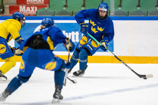 Thea Johansson of Sweden at a training session