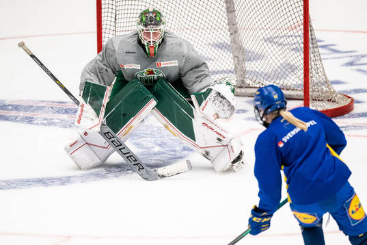 Goaltender Samuel Jonsson of Rögle at a training session