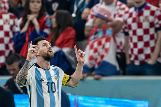 Lionel Messi of Argentina celebrates the 1-0 goal