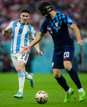 Julian Alvarez of Argentina and Josko Gvardiol of Croatia