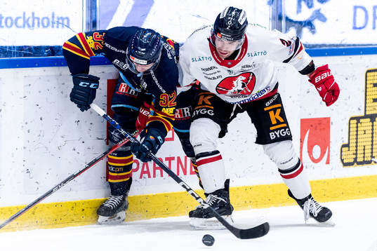 Djurgårdens Marcus Kruger och Vita Hästens Anton Björkman