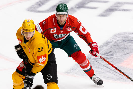 Albin Sundsvik of Skellefteå and Christian Folin of
