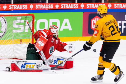 Goalkeeper Lars Johansson of Frölunda saves a penalty shot
