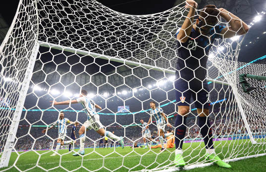 Bläddra bland fler bilder av FIFA World Cup 2022, day 24, semifinal, Argentina - Croatia