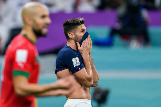 Olivier Giroud of France looks dejected