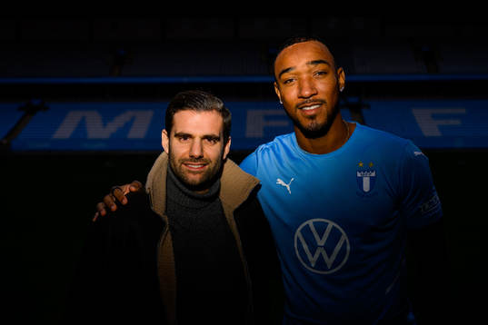 Nick Mavromaras, agent och D erek Cornelius