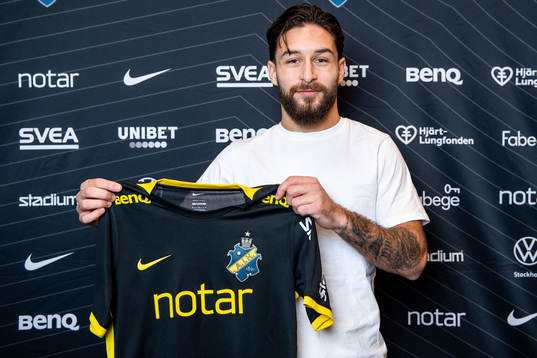 Bläddra bland fler bilder av Fotboll, Allsvenskan, AIK, Nyförvärv, Elias Durmaz