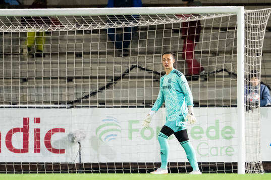 Goalkeeper Maria-Luisa Grohs of Bayern
