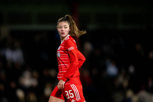 Julia Landenberger of Bayern