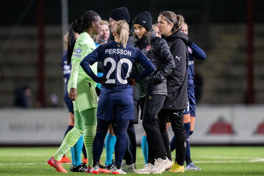 Mia Persson and head coach Renée Slegers of Rosengård