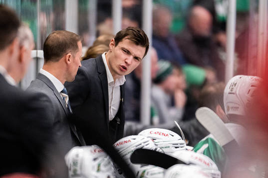 Rögles assisterande tränare Max Bohlin