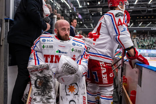 Timrås målvakt David Rautio deppar