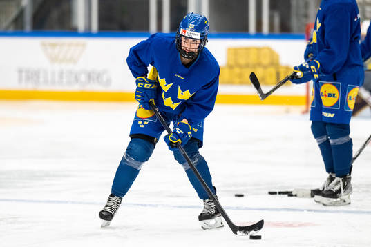 Julia Östlund of Sweden at a training session