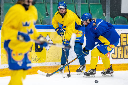 Sara Hjalmarsson of Sweden at a training session