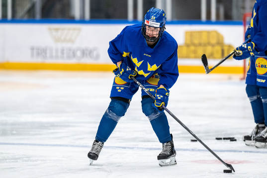 Julia Östlund of Sweden at a training session