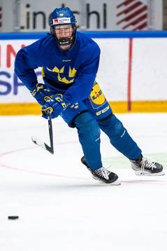 Sara Hjalmarsson of Sweden at a training session