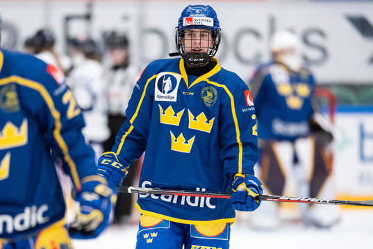 Nathalie Lidman of Sweden looks dejected