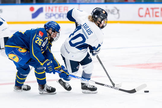 Hanna Olsson of Sweden and Elisa Holopainen of Finland
