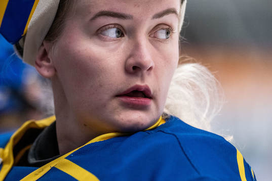 Goaltender Emma Söderberg of Sweden