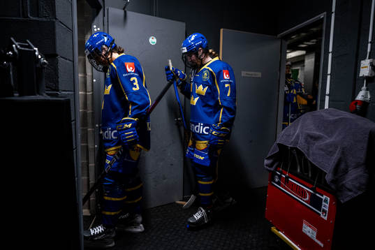 Anna Kjellbin and Emma Forsgren of Sweden