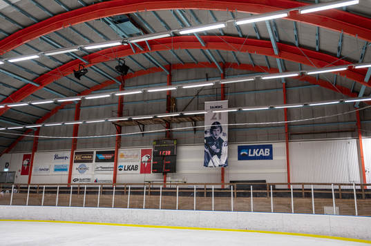 Börje Salming vepa i taket på Matojärvi ishall