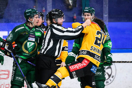 Färjestads Joakim Nygård och Luleås Brendan Shinnimin