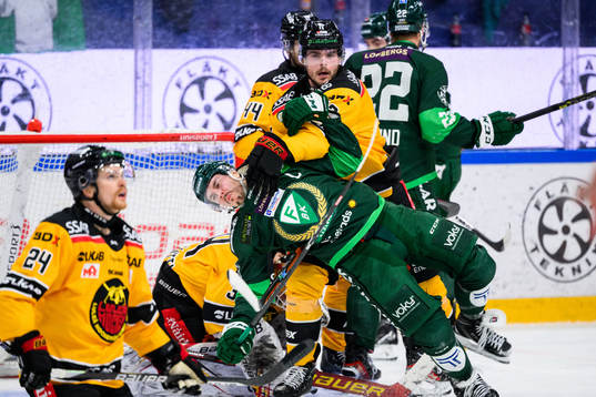 Färjestads Joakim Nygård och Luleås Oscar Engsund