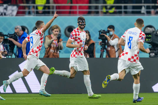 Josko Gvardiol of Croatia celebrates