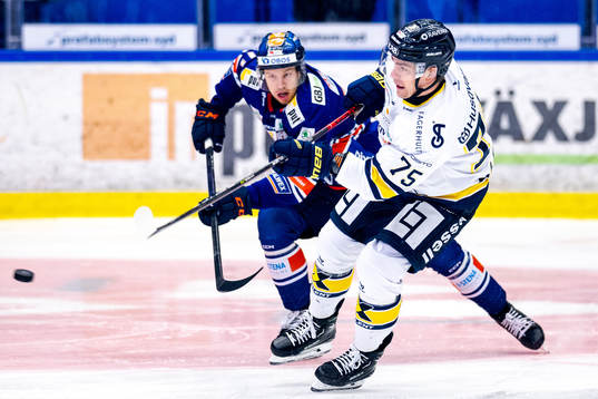 Bläddra bland fler bilder av Ishockey, SHL, Växjö - HV71