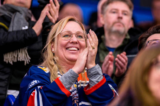 Växjösupporter jublar