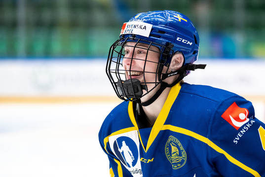 Linnéa Andersson of Sweden celebrates scoring 3-0