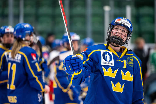 Olivia Carlsson of Sweden celebrates