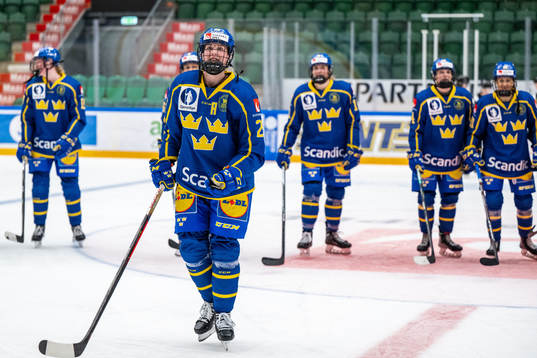 Olivia Carlsson of Sweden celebrates