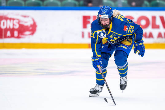 Olivia Carlsson of Sweden