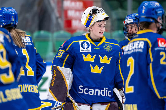 Goaltender Emma Söderberg of Sweden