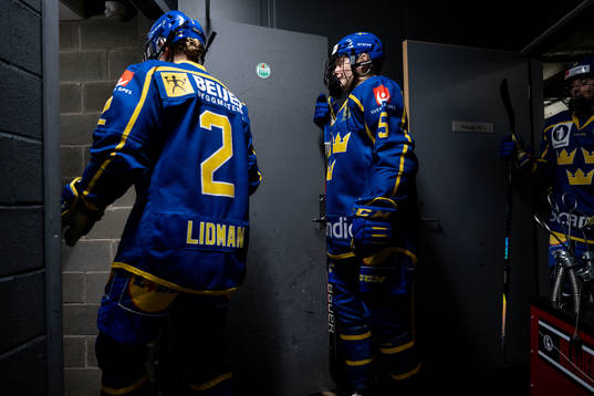 Nathalie Lidman and Annie Silén of Sweden