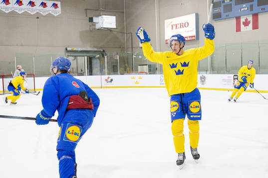 Oskar Pettersson of Sweden