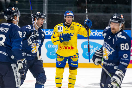 Jesper Olofsson of Sweden celebrates