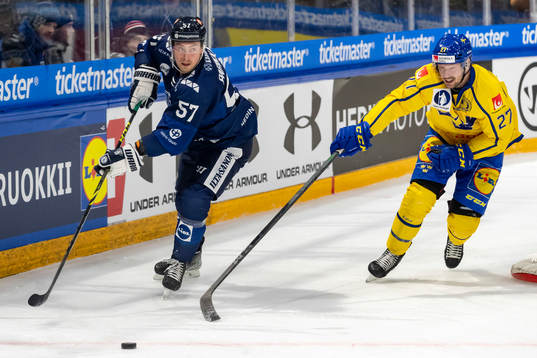 Martin Lundberg of Sweden