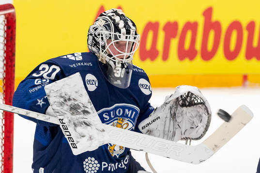 Goaltender Lassi Lehtinen of Finland