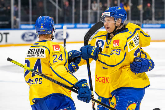 Emil Heineman of Sweden celebrates