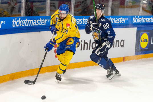 Emil Pettersson of Sweden