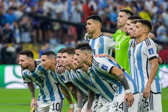 The starting eleven of Argentina pose for a photo